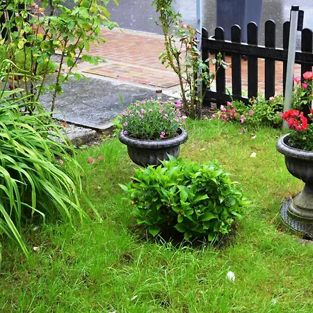 Daire Gemuetliche Ferienwohnung, Separater Eingang Gross Baebelin