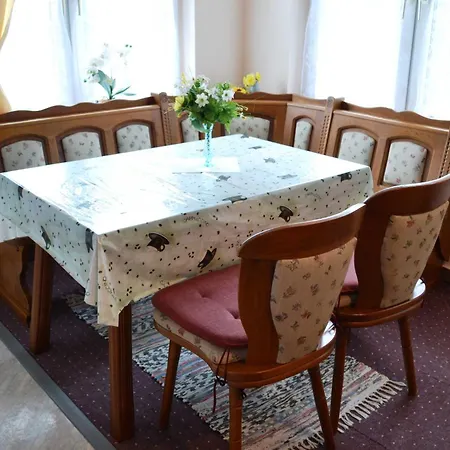 Gemuetliche Ferienwohnung, Separater Eingang Apartment Gross Baebelin